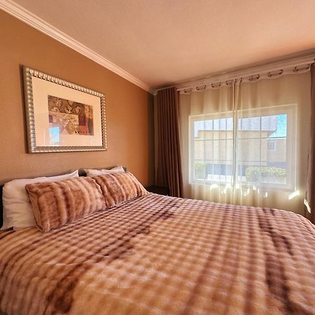 Royal Inn&Suites Hemet Bagian luar foto