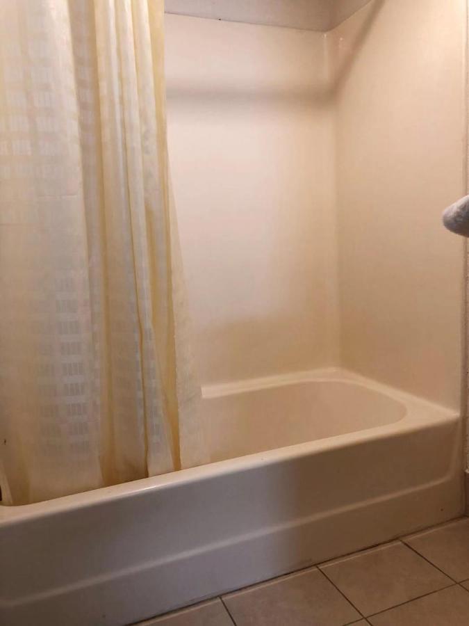 Royal Inn&Suites Hemet Bagian luar foto