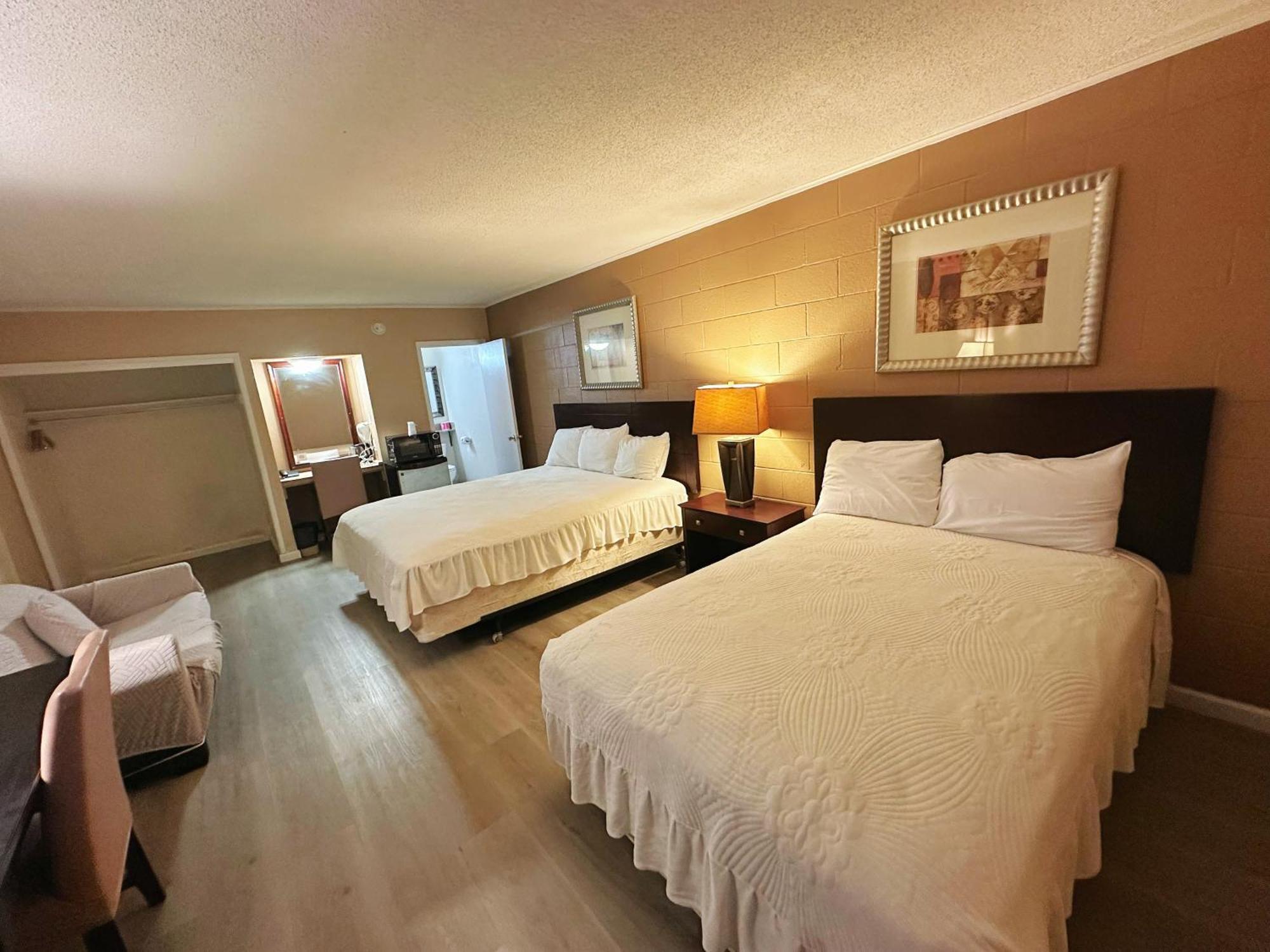 Royal Inn&Suites Hemet Bagian luar foto